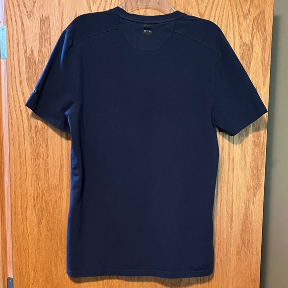 Under Armour Dark Blue Short Sleeve Henley - Picture 10 of 11